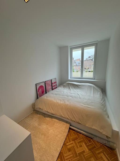 Appartement Neuf En Plein Centre Namur Exteriör bild